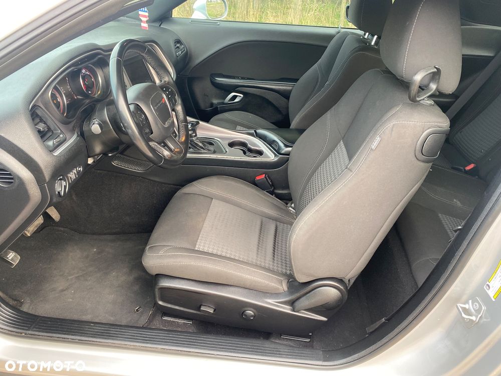 Dodge Challenger 3.6 SXT - 10