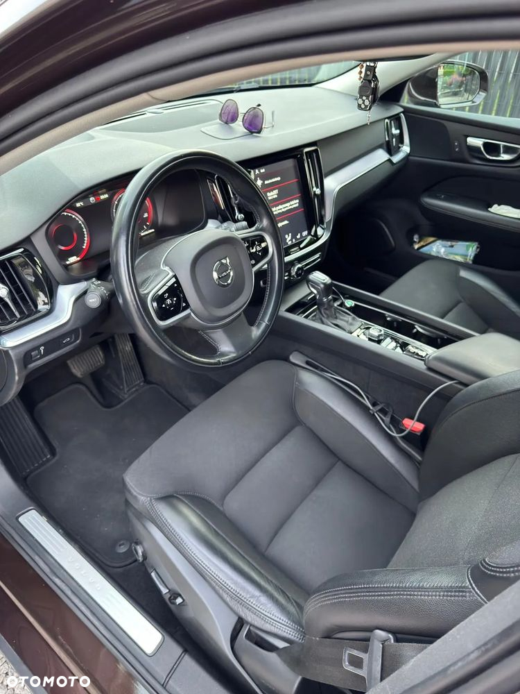 Volvo V60 D3 Geartronic Momentum Pro - 6