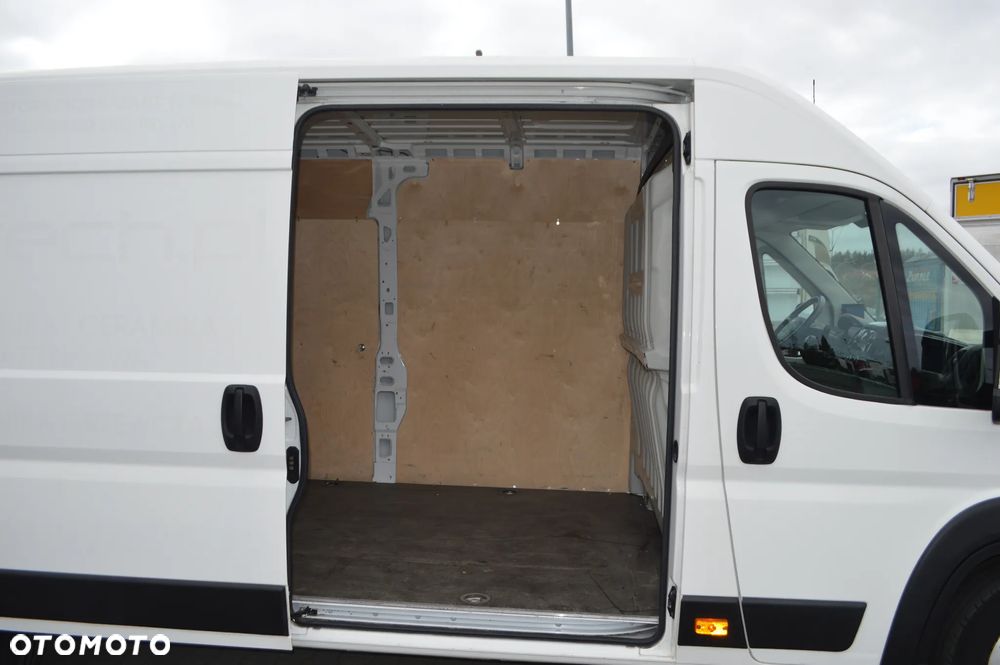 Peugeot BOXER - 12