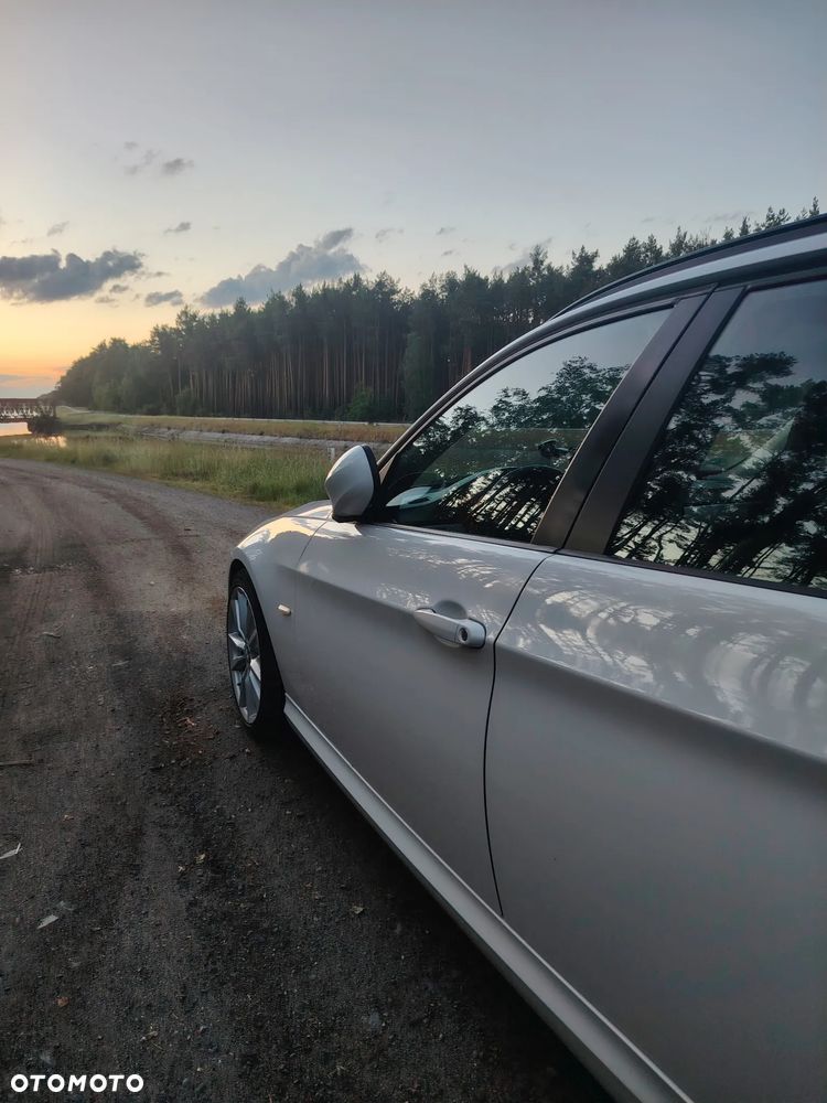 BMW Seria 3 318d - 11