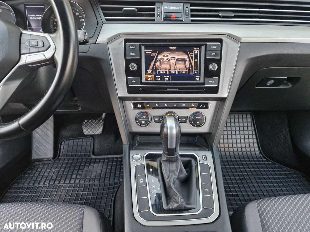 Volkswagen Passat - 6