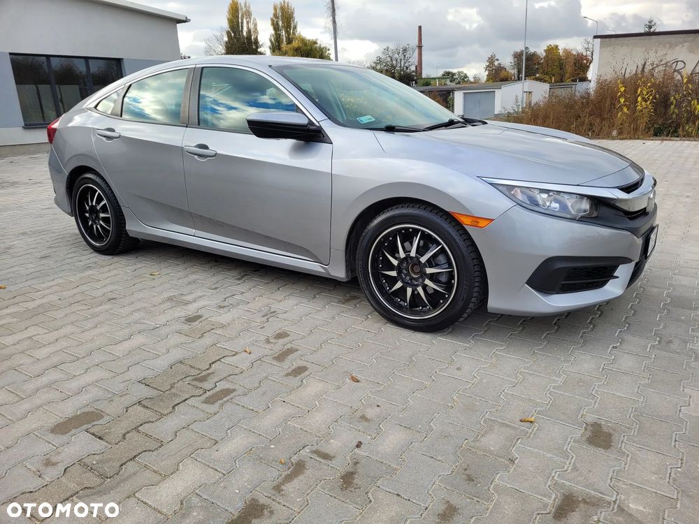 Honda Civic 2.0 i-VTEC LX CVT - 8