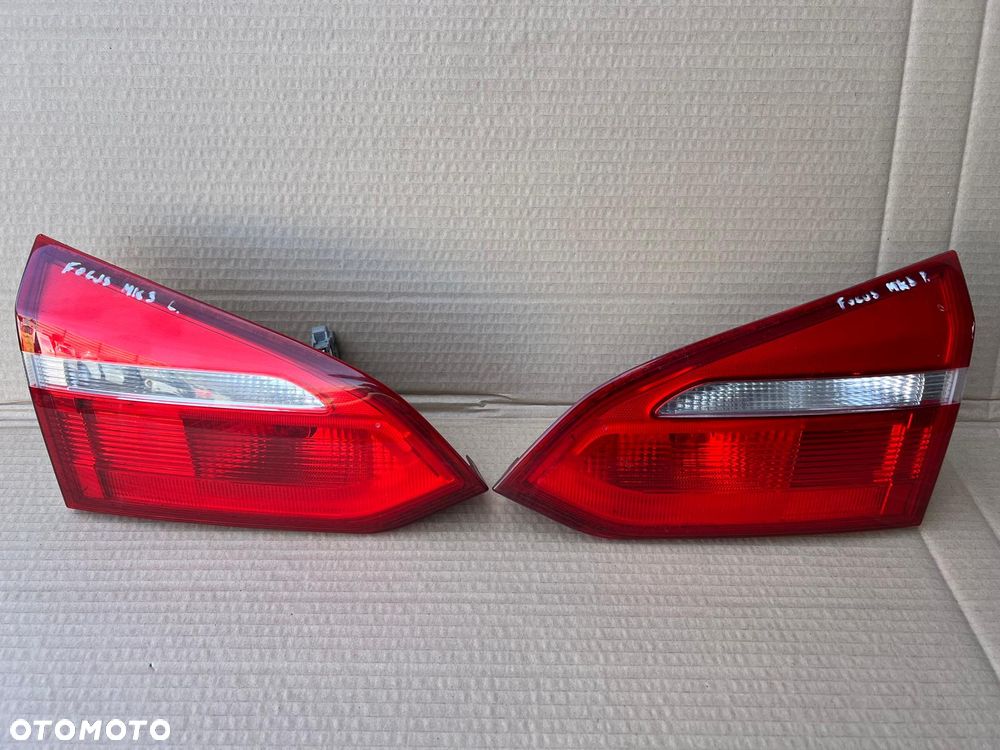 Lampa klapy Ford Focus Mk3 Prawa Lewa - 1