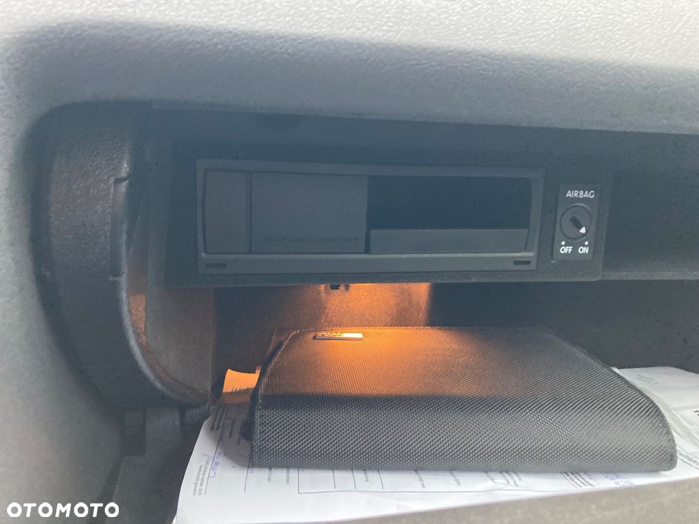 Audi A3 Sportback 2.0 TDI DPF Quattro Ambiente - 40