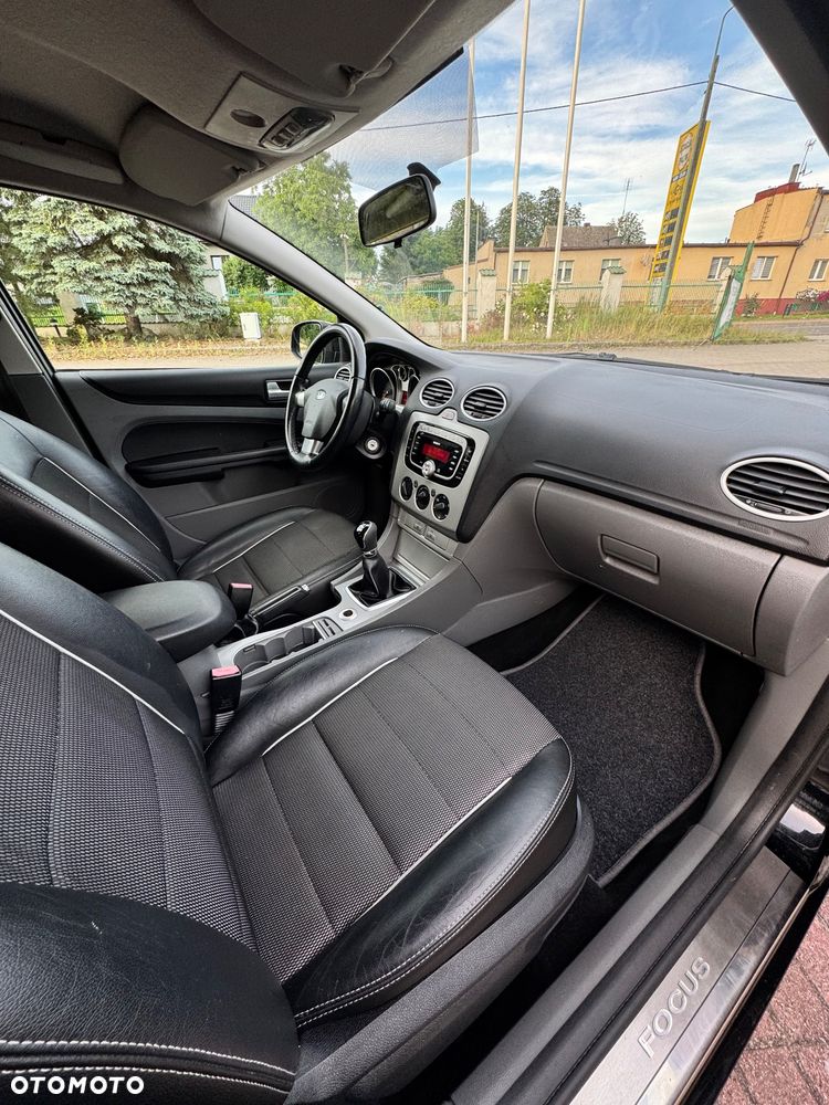 Ford Focus 1.8 Black Magic - 6