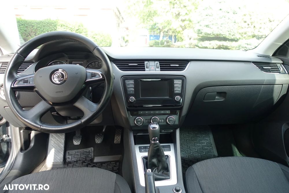 Skoda Octavia 1.4 TSI ELEGANCE - 12