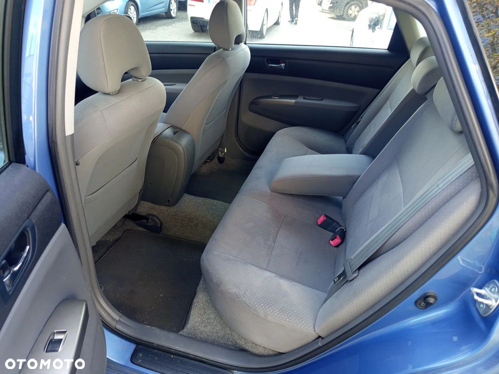 Toyota Prius 1.5 VVT-i Sol - 3
