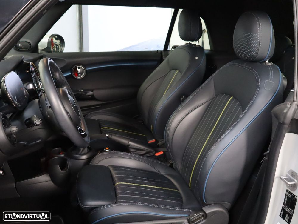 MINI Cabrio Cooper Premium Sidewalk Special Edition Auto - 11