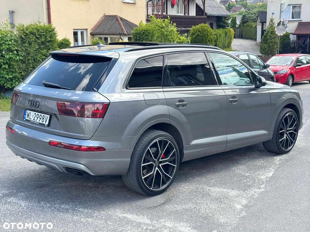 Audi Q7 - 4