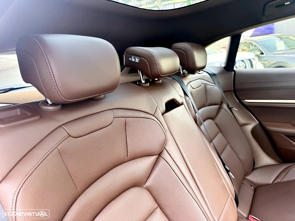 Porsche Taycan Sport Turismo 4S - 34