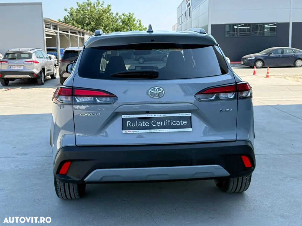 Toyota Corolla Cross - 9