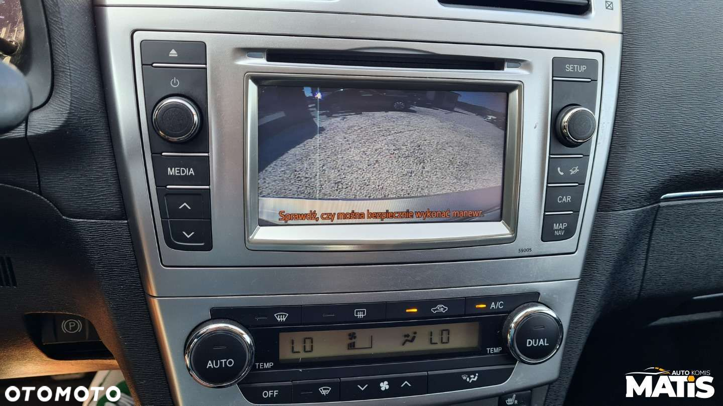 Toyota Avensis - 21
