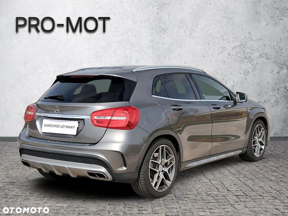 Mercedes-Benz GLA - 6