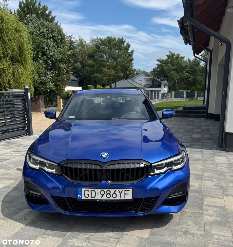 BMW Seria 3 330i xDrive Sport - 2