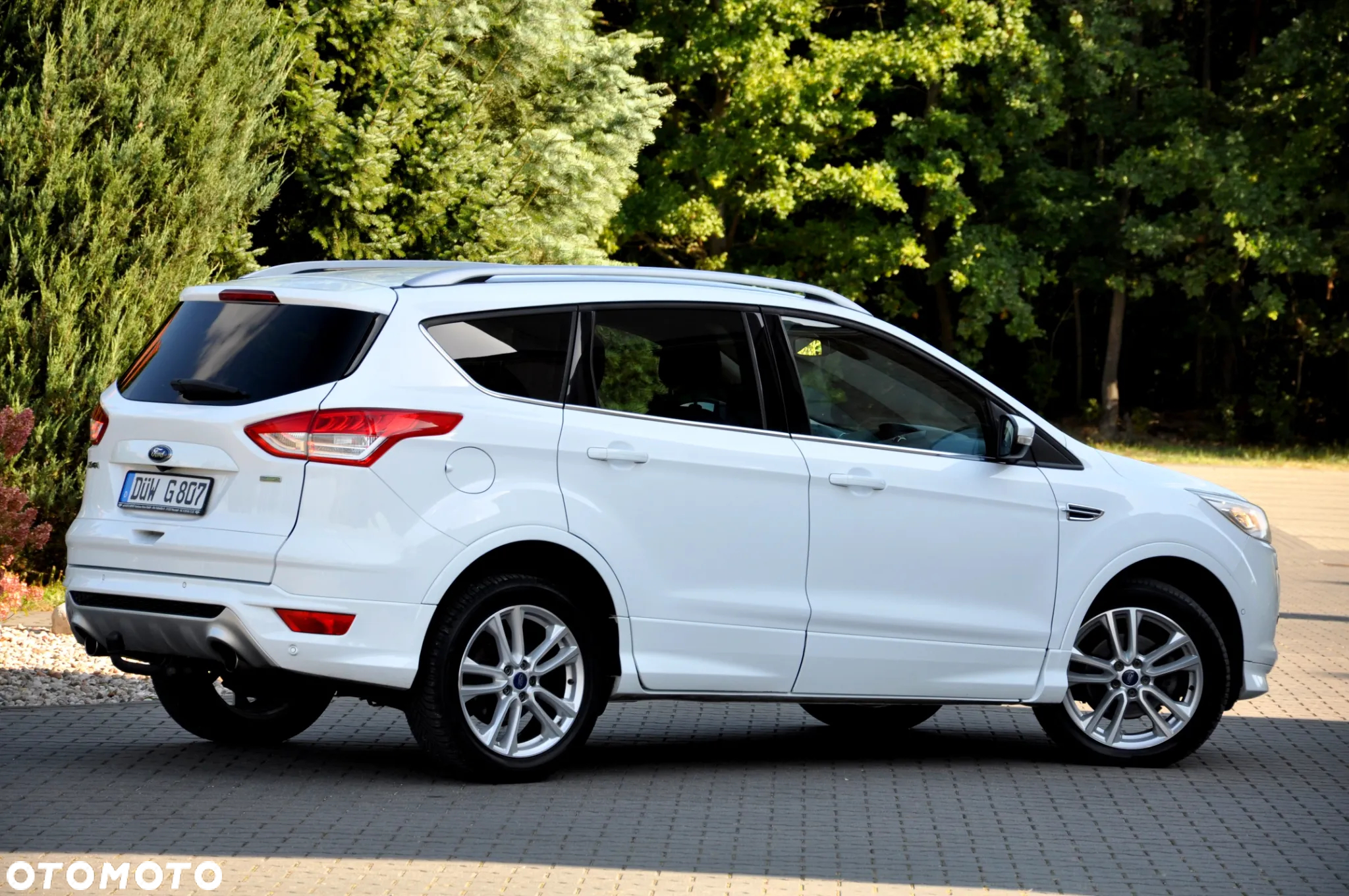 Ford Kuga 1.6 EcoBoost 2x4 Individual - 12