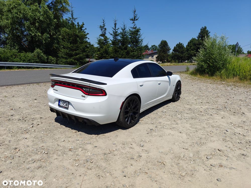 Dodge Charger - 8