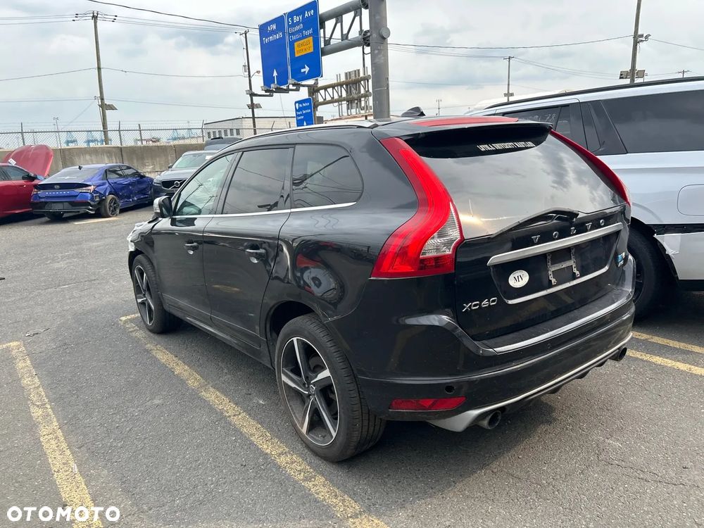 Volvo XC 60 T6 AWD RDesign - 17