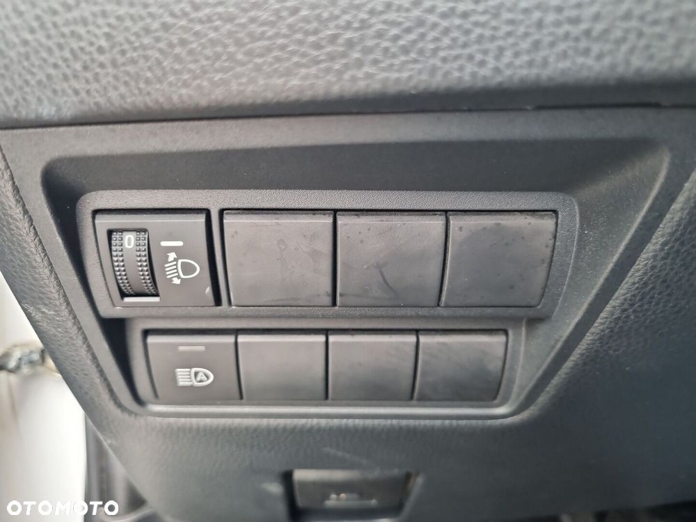 Toyota Yaris Cross Hybrid 1.5 Comfort 4x4 - 21