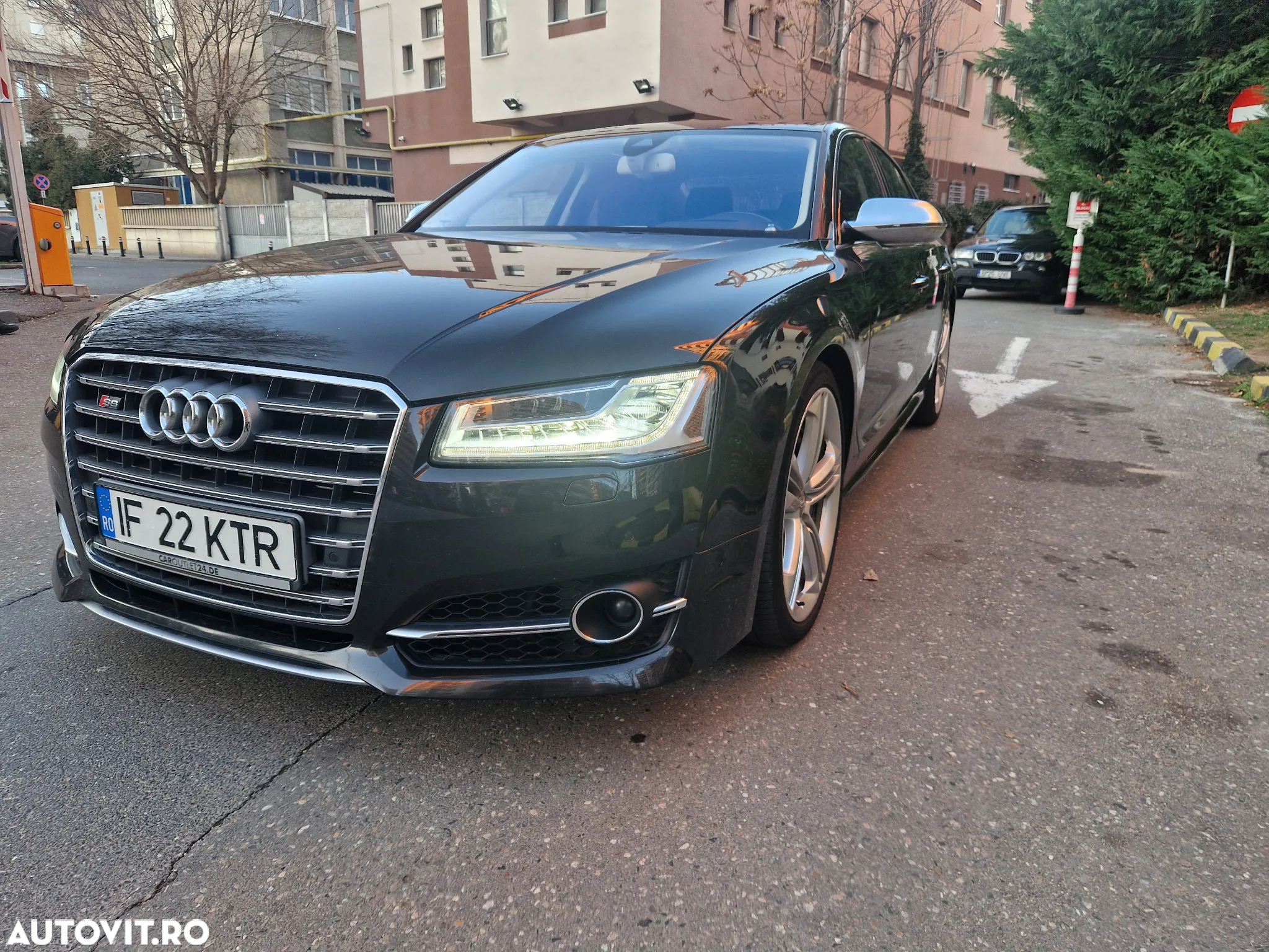 Audi S8 4.0 TFSI quattro Tiptronic - 3