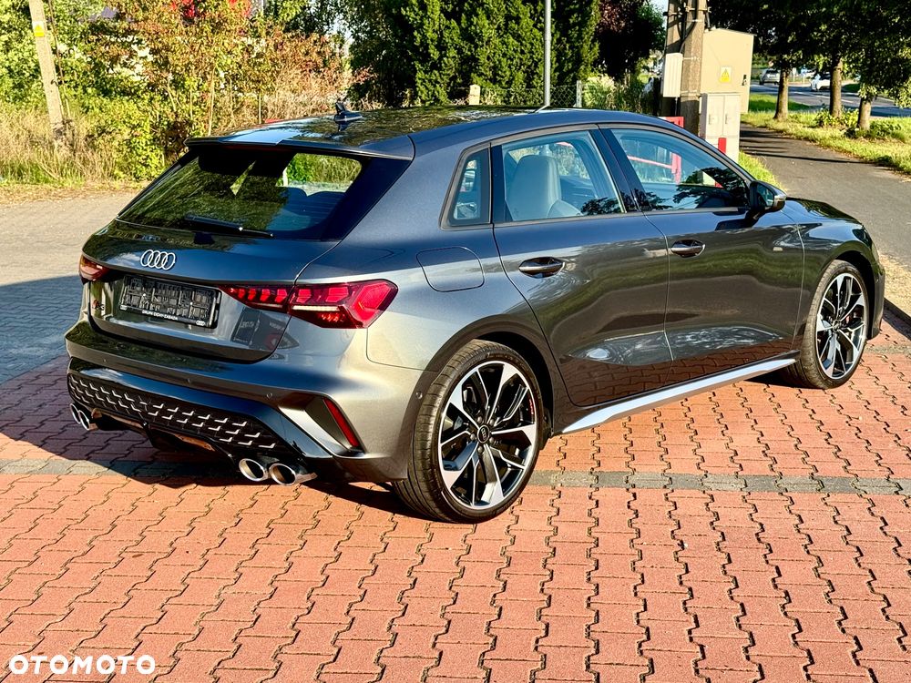 Audi S3 Sportback TFSI  quattro S tronic - 17