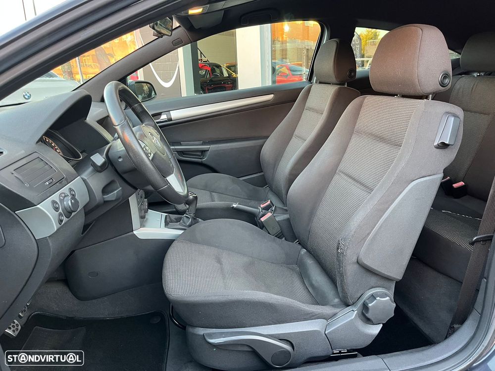 Opel Astra GTC 1.7 CDTi - 8