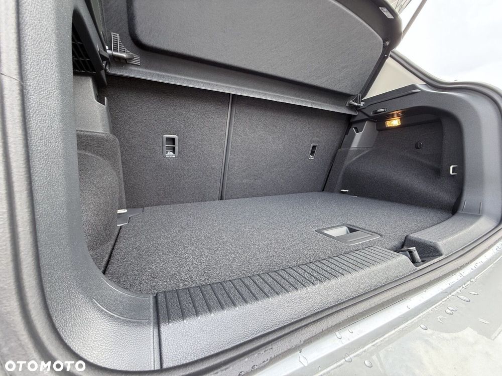 Volkswagen T-Cross 1.0 TSI Life Plus DSG - 25