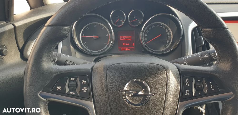 Opel Astra 1.7 CDTI DPF ENERGY - 9