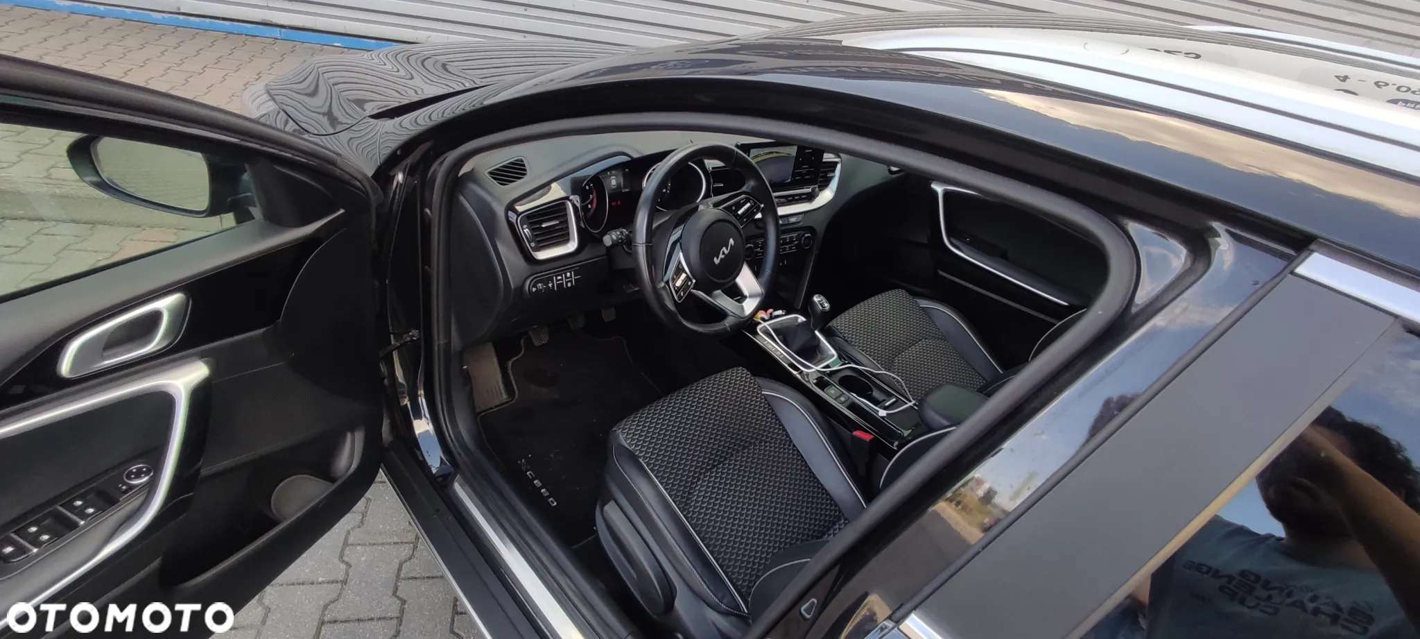 Kia XCeed 1.0 T-GDI L Business Line - 10