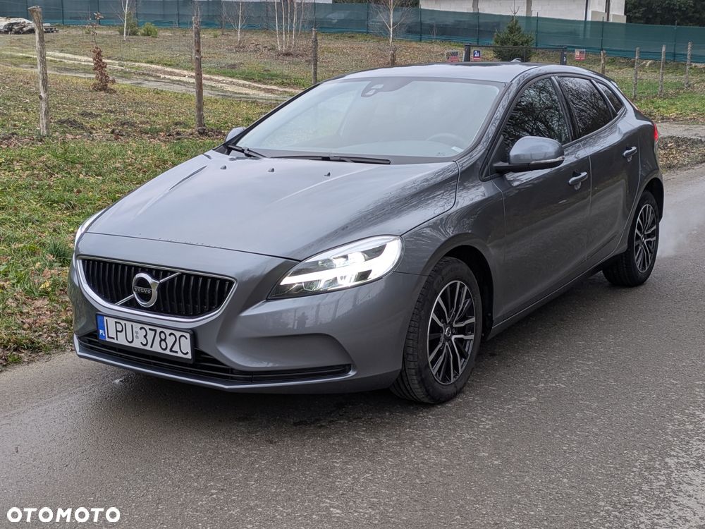 Volvo V40 T2 - 1