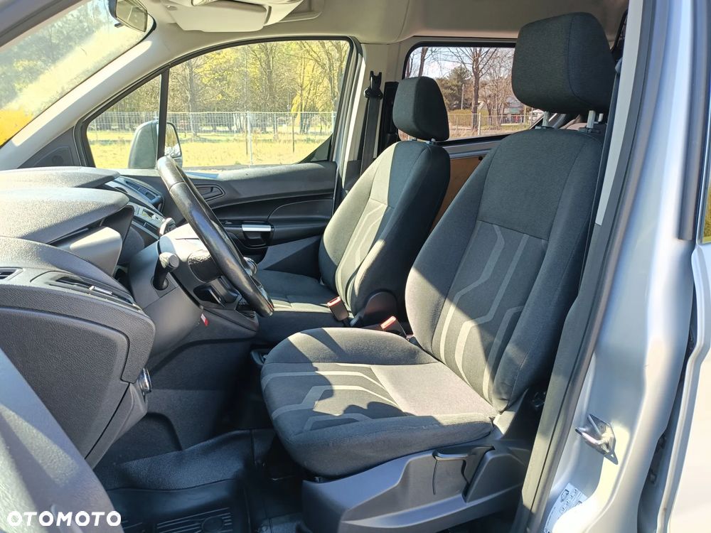Ford Transit Connect - 15