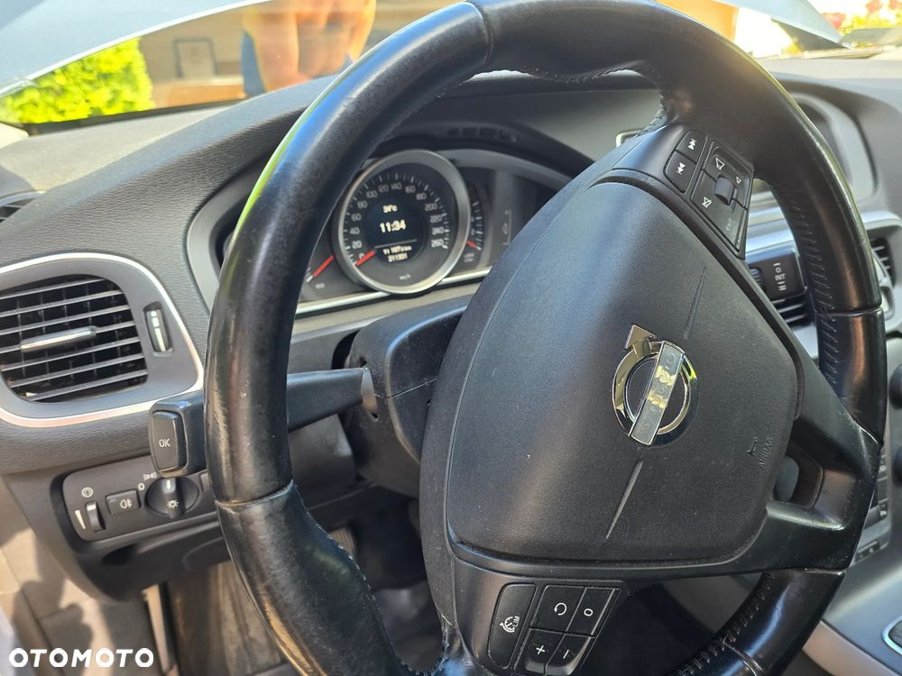 Volvo V40 - 6