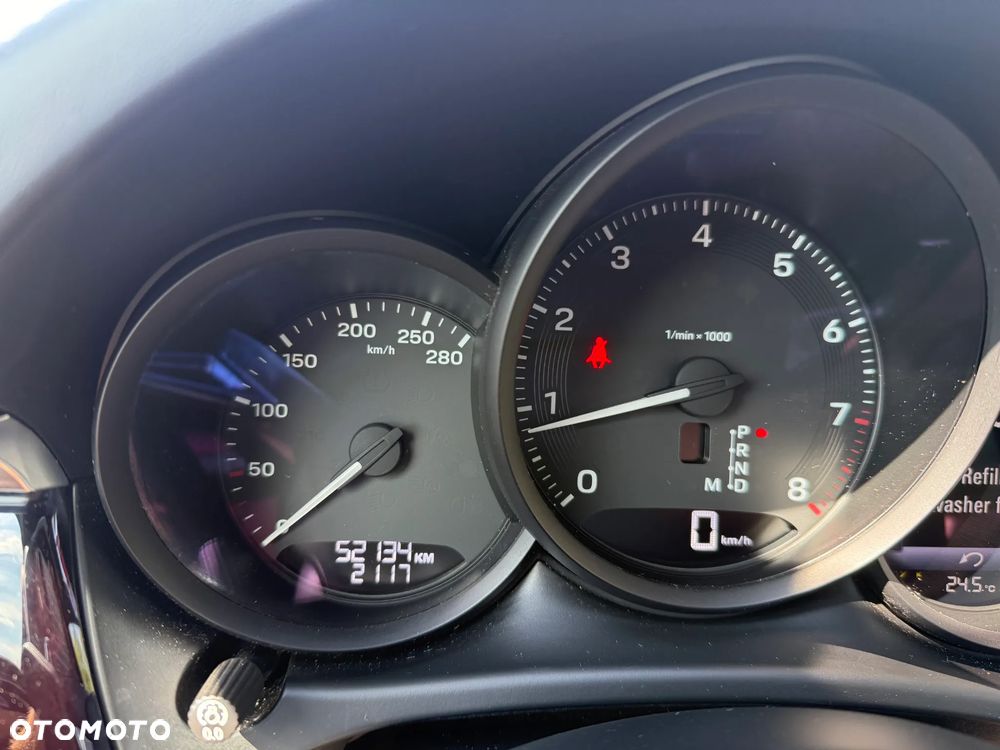 Porsche Macan Standard - 2