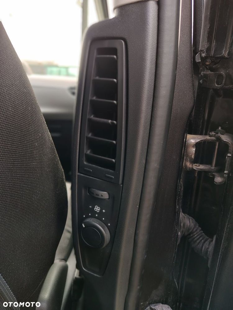 Citroën C4 SpaceTourer 1.5 BlueHDi Feel S&S - 22