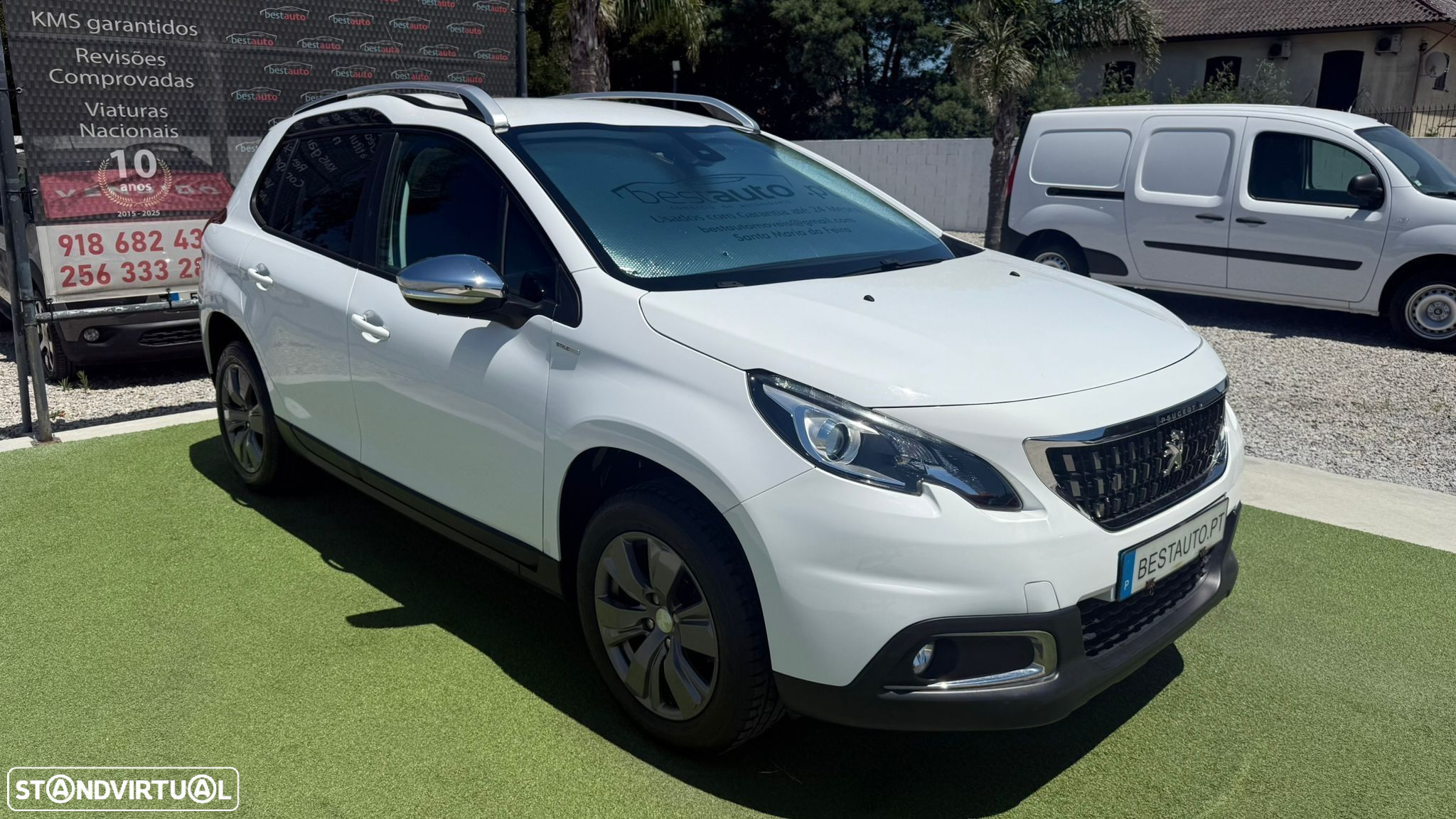 Peugeot 2008 1.2 PureTech Style - 3
