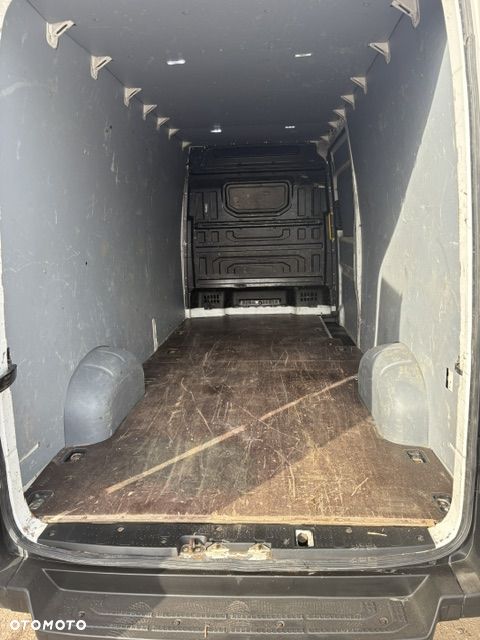 Volkswagen Crafter - 24