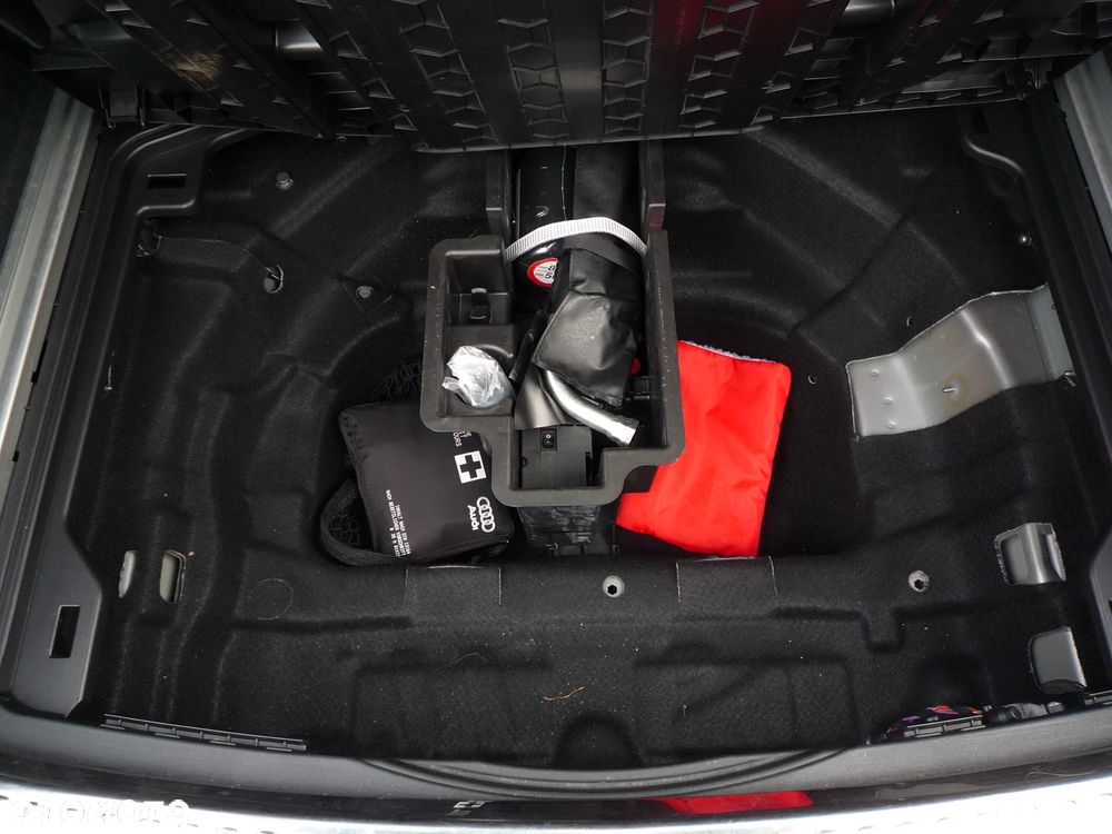 Audi A6 Avant 40 TDI S tronic - 36