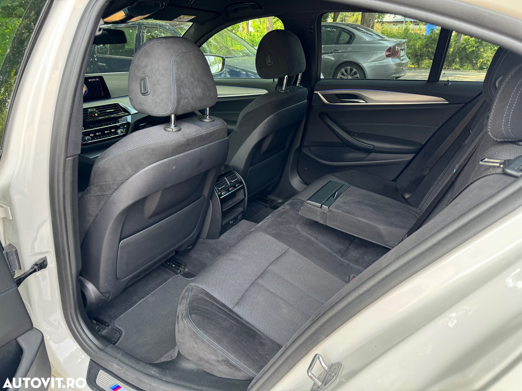 BMW Seria 5 520d Aut. M Sport Edition - 7