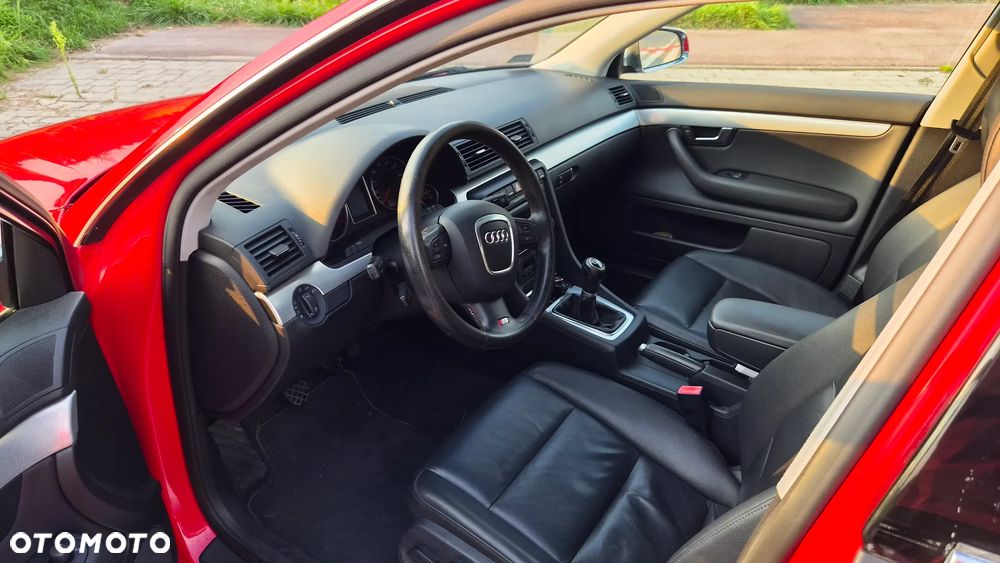 Audi A4 Limousine 2.0 T FSI - 8