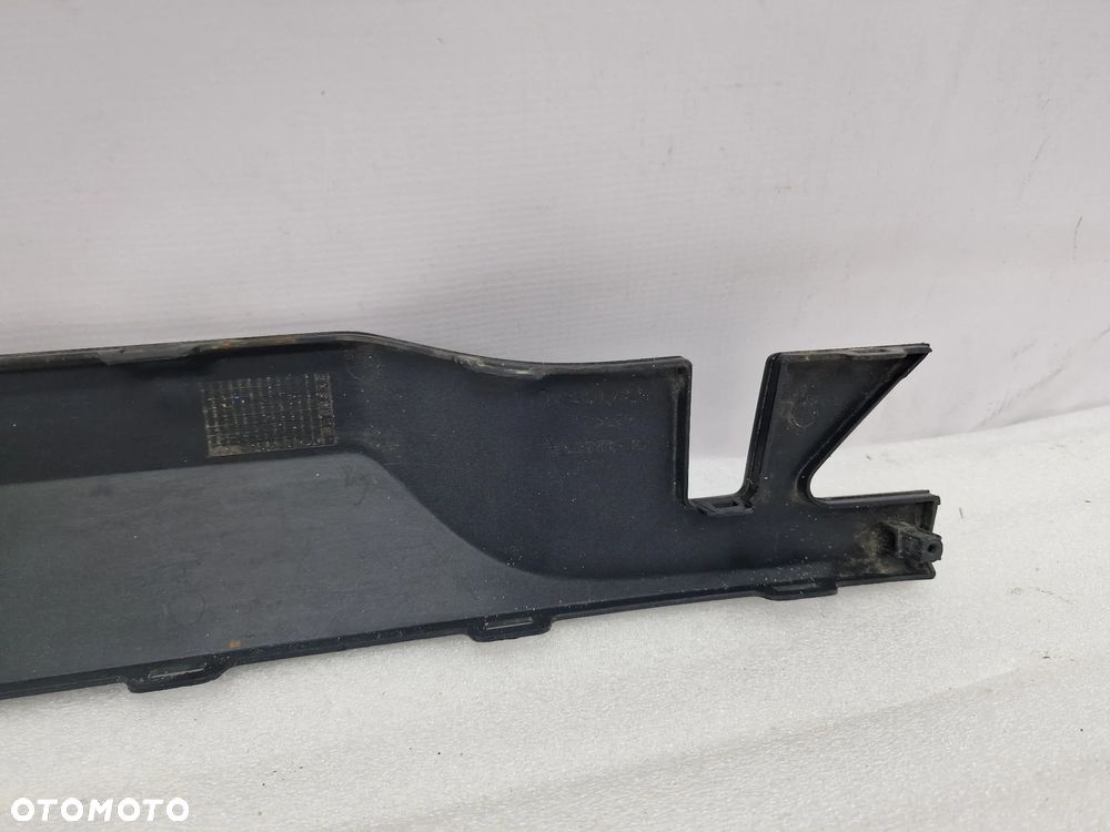 HONDA CIVIC HB TYPE R 16- TYLNA ŚRODKOWA LISTWA / KRATKA ZDERZAKA TYLNEGO TYLNIEGO TYŁ , NR 71507-TGH-A0 , NR AUKCJI KR140 - 9