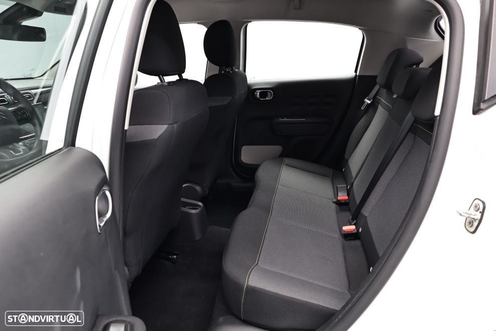 Citroën C3 1.2 PureTech Shine - 24