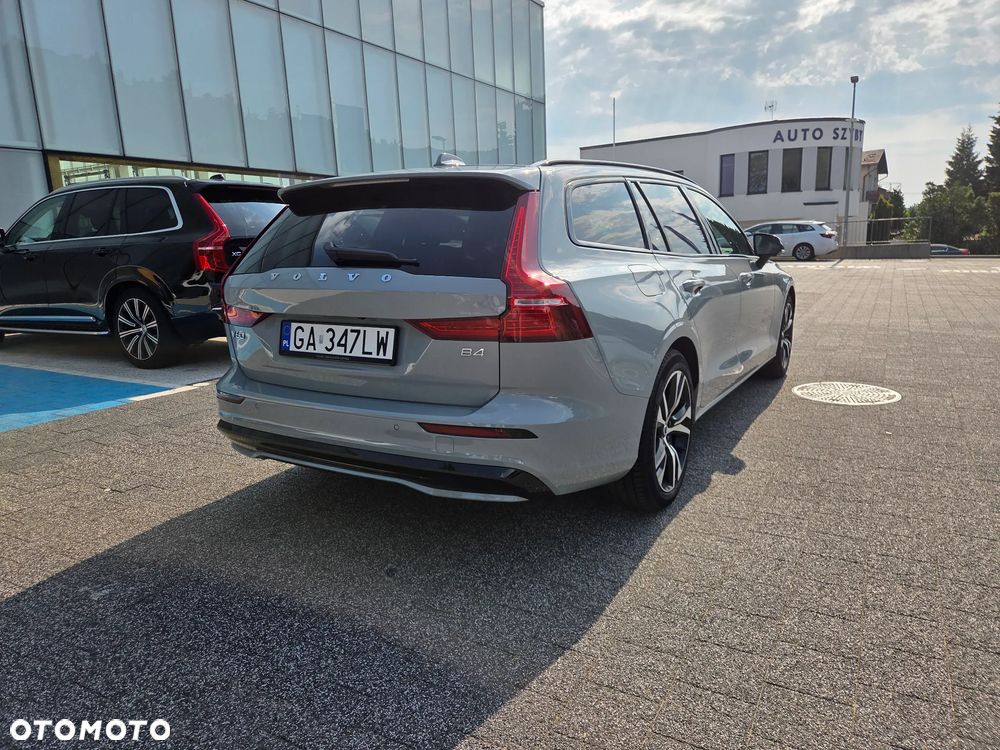 Volvo V60 B4 B Plus Dark - 5