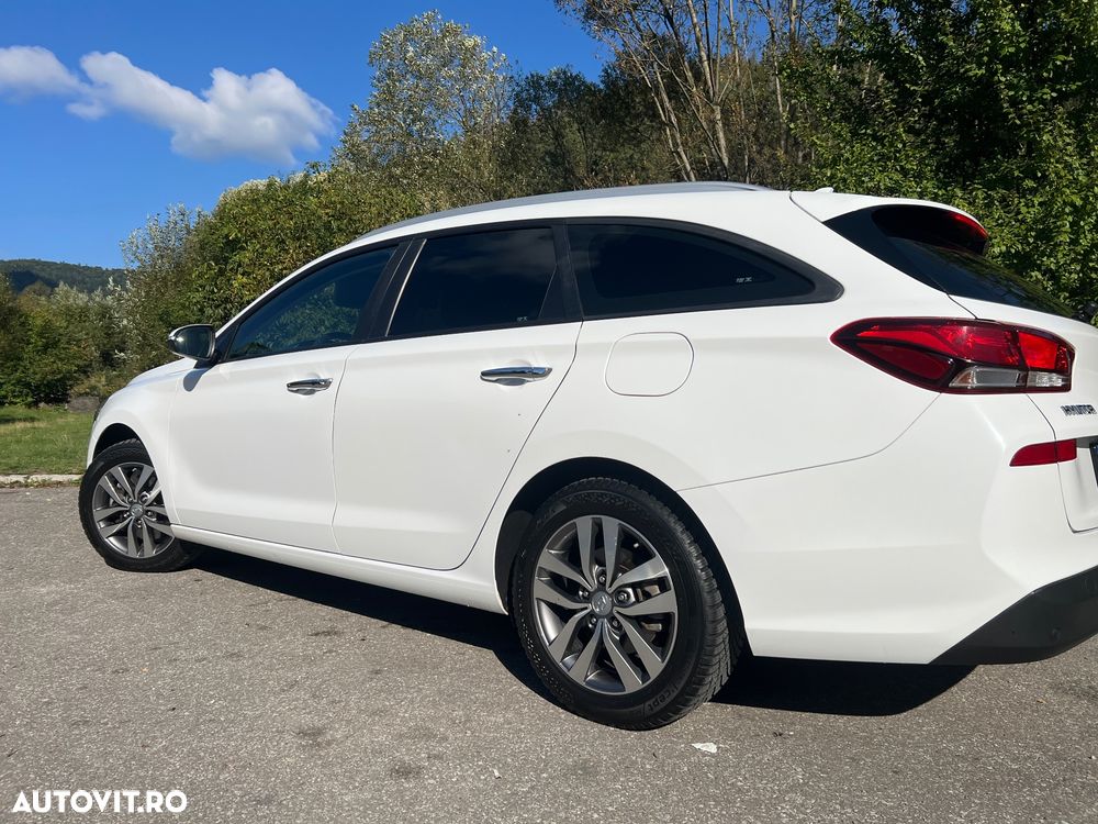 Hyundai i30 1.4 T-GDi 140CP 5DR Exclusive - 3