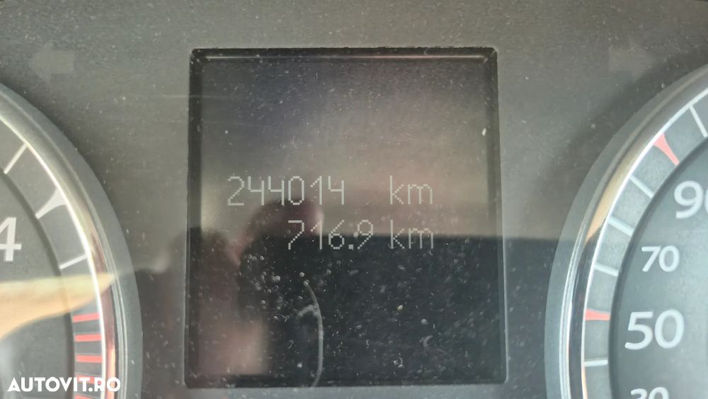 Renault Laguna 2.0 dCi LUX - 11