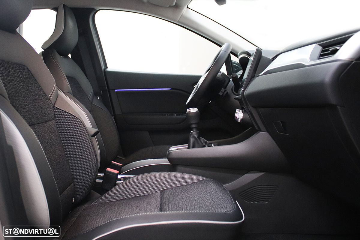 Renault Captur 1.0 TCe Techno Bi-Fuel - 22