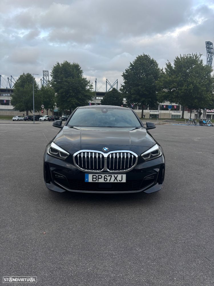 BMW 116 d Pack Desportivo M - 1