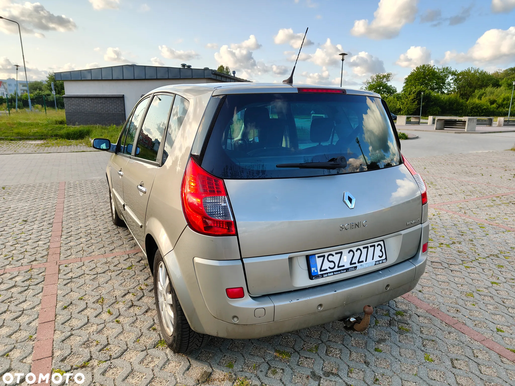 Renault Scenic 2.0 dCi Expression - 6
