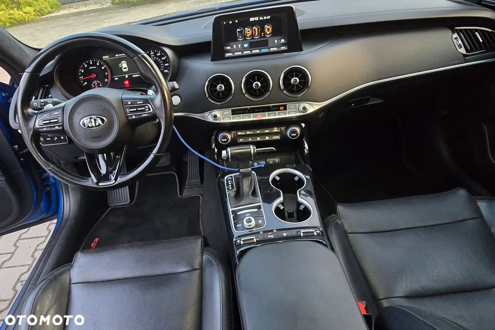 Kia Stinger - 7