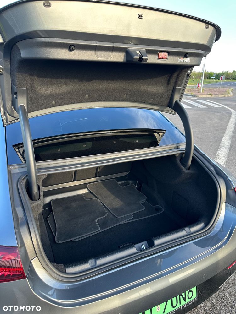 Mercedes-Benz EQE 350 90.5kWh 4-Matic AMG Line - 17