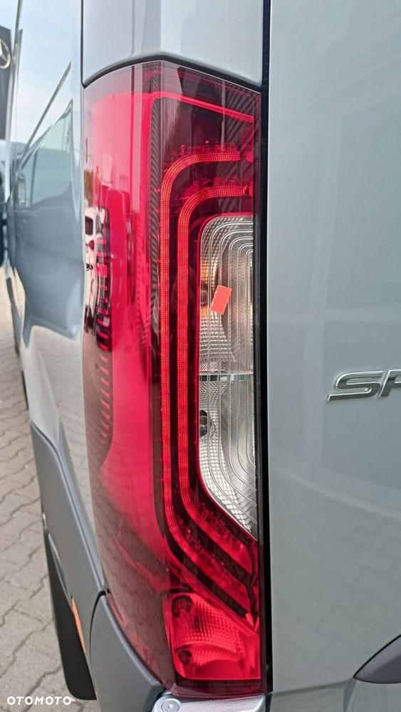 Mercedes-Benz Sprinter 317 cdi L2H1 - 9