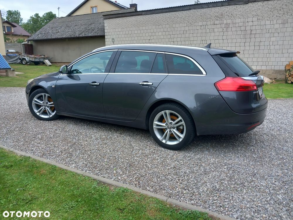 Opel Insignia - 10